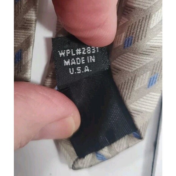 Palatina Mens 100% Silk  Geometric Made in USA 4.5 neutral colors Blue Cream Vtg - Picture 5 of 8